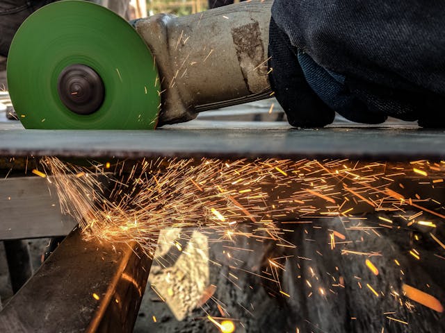 7" Angle Grinder